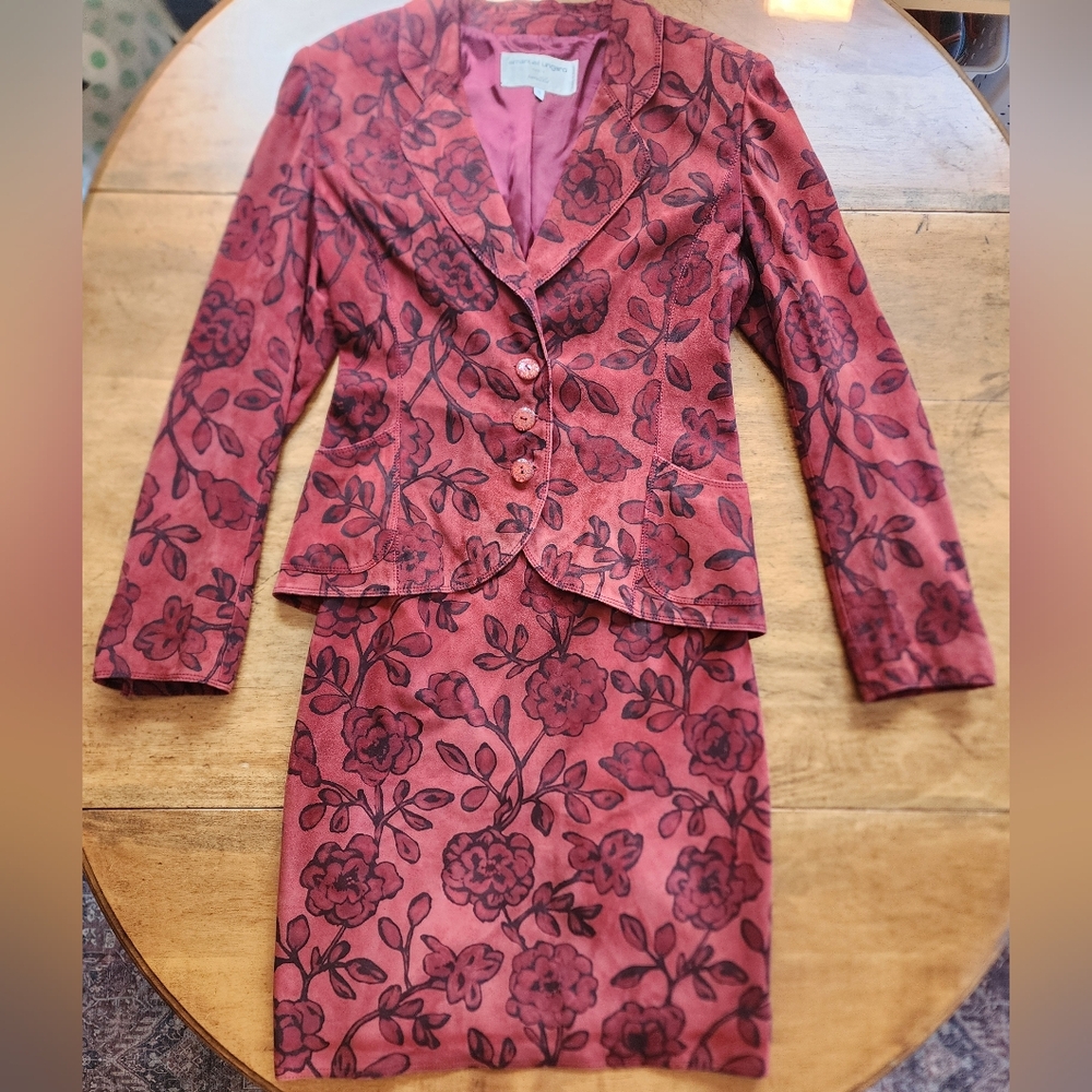 Vintage Emanuel Ungaro Paris Italy red lambskin suit jacket skirt set 10 VGUC